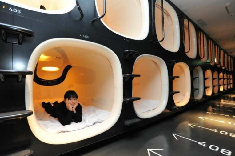 Capsule Hotel au Japon