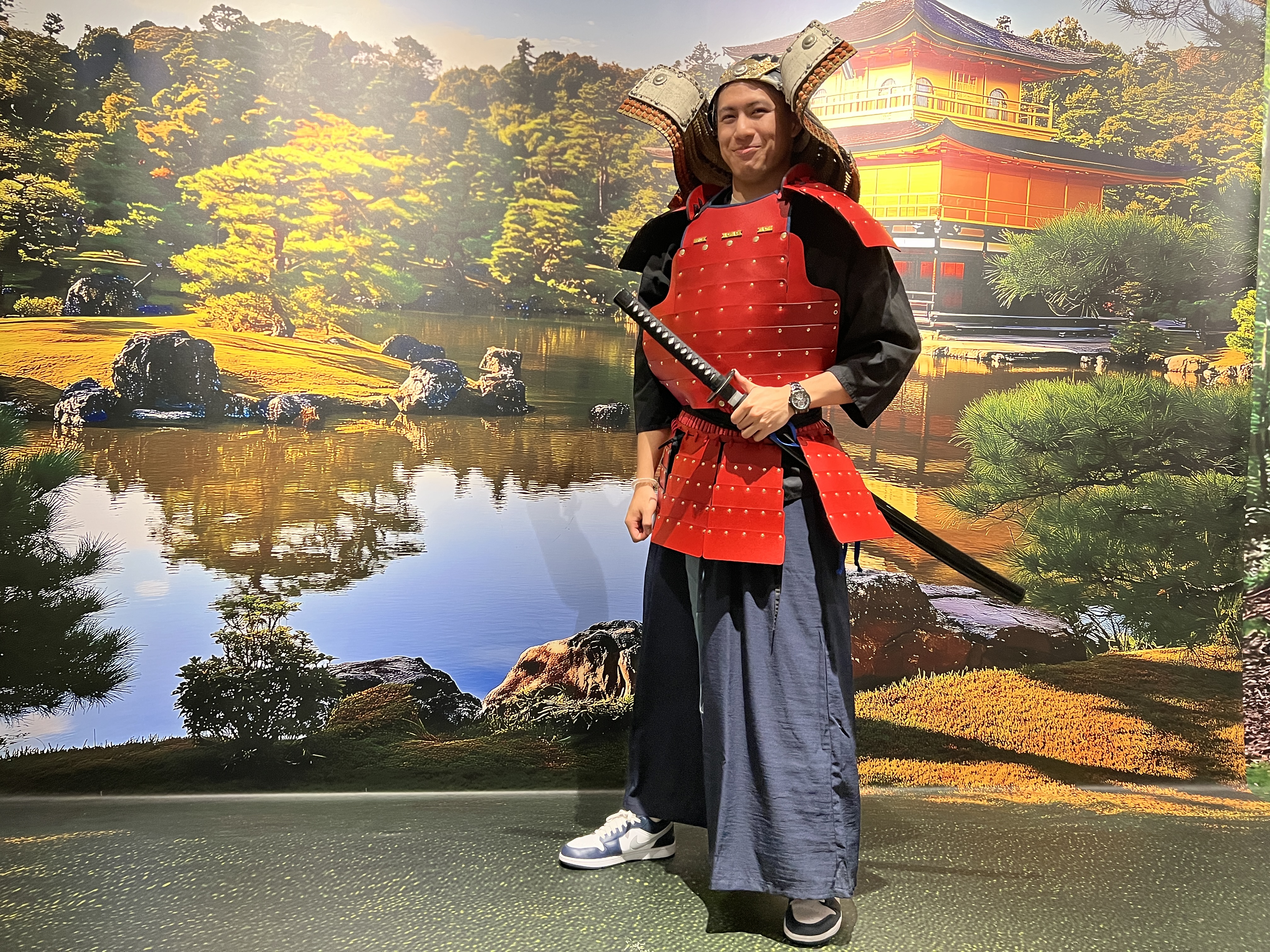 Kyoto Samurai Ninja museum : essayage d'une armure de samurai