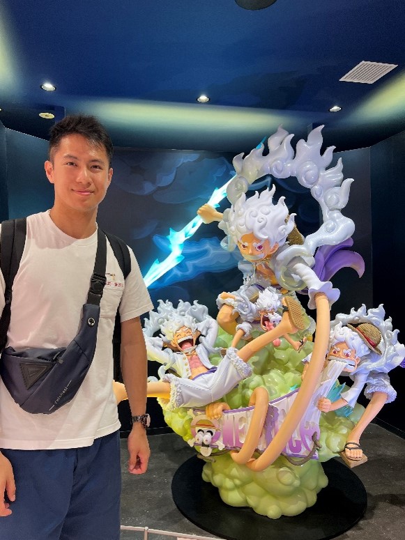 Mugiwara Store Harajuku : Statue de Luffy en Gear 5